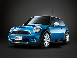 2010 MINI Cooper WMWMF7C50ATZ73795 2010 MINI Cooper