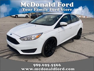 2018 Ford Focus SE 1FADP3FE9JL305908 2018 Ford Focus SE