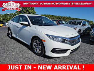 2018 Honda Civic LX 2HGFC2F5XJH581716 2018 Honda Civic LX