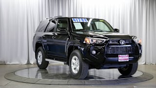 2018 Toyota 4Runner SR5 JTEBU5JR2J5556074 2018 Toyota 4Runner SR5