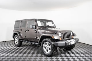 2013 Jeep Wrangler Unlimited Sahara 1C4BJWEG2DL673584 2013 Jeep Wrangler Unlimited Sahara