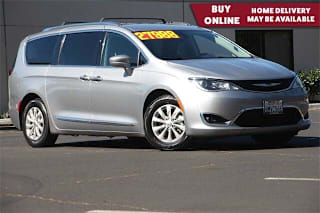 2018 Chrysler Pacifica Touring L 2C4RC1BG1JR214162 2018 Chrysler Pacifica Touring L