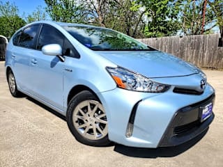 2016 Toyota Prius v Three JTDZN3EU4GJ047526 2016 Toyota Prius v Three