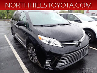 2018 Toyota Sienna XLE 7-Passenger 5TDDZ3DC0JS206849 2018 Toyota Sienna XLE 7-Passenger