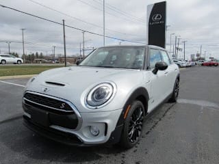 2018 MINI Clubman Cooper S ALL4 WMWLU5C58J2G03001 2018 MINI Clubman Cooper S ALL4