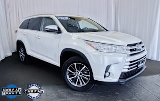 2019 Toyota Highlander XLE 5TDJZRFH6KS594427 2019 Toyota Highlander XLE