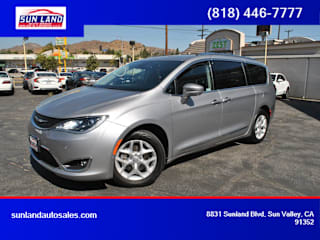 2017 Chrysler Pacifica Touring-L Plus 2C4RC1EG9HR627968 2017 Chrysler Pacifica Touring-L Plus
