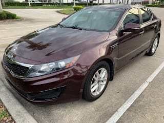 2011 Kia Optima LX KNAGM4A73B5162990 2011 Kia Optima LX