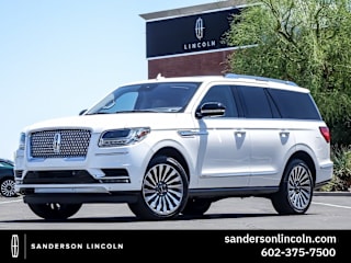 2019 Lincoln Navigator Reserve 5LMJJ2LT0KEL14328 2019 Lincoln Navigator Reserve