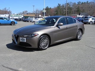 2019 Alfa Romeo Giulia ZARFANBN6K7600972 2019 Alfa Romeo Giulia