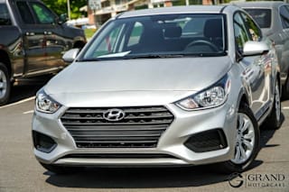 2019 Hyundai Accent SE 3KPC24A32KE078040 2019 Hyundai Accent SE