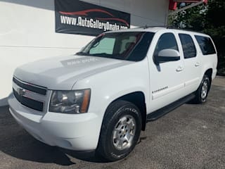 2008 Chevrolet Suburban LS 1500 1GNFK16328J227327 2008 Chevrolet Suburban LS 1500