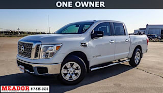 2017 Nissan Titan SV 1N6AA1EK4HN515208 2017 Nissan Titan SV