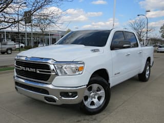 2020 Ram Pickup 1500 1C6SRFFT8LN111476 2020 Ram Pickup 1500