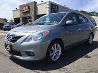 2014 Nissan Versa 1.6 SV 3N1CN7AP3EL842315 2014 Nissan Versa 1.6 SV