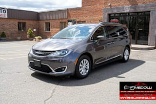 2017 Chrysler Pacifica Touring-L 2C4RC1BG4HR703648 2017 Chrysler Pacifica Touring-L