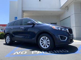 2018 Kia Sorento LX V6 5XYPG4A57JG361023 2018 Kia Sorento LX V6