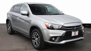 2018 Mitsubishi Outlander Sport 2.4 SE JA4AP3AW8JU011272 2018 Mitsubishi Outlander Sport 2.4 SE