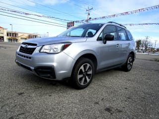 2017 Subaru Forester 2.5i JF2SJABCXHH543955 2017 Subaru Forester 2.5i