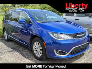 2018 Chrysler Pacifica Touring L Plus 2C4RC1EG7JR317078 2018 Chrysler Pacifica Touring L Plus