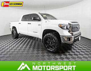 2019 Toyota Tundra SR5 5TFDW5F17KX828151 2019 Toyota Tundra SR5