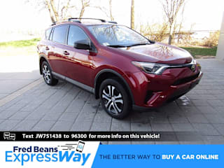 2018 Toyota RAV4 2T3BFREV6JW751438 2018 Toyota RAV4