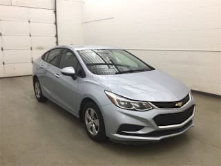 2018 Chevrolet Cruze 1G1BC5SM1J7157583 2018 Chevrolet Cruze