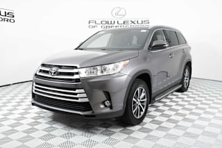 2019 Toyota Highlander XLE 5TDJZRFHXKS606563 2019 Toyota Highlander XLE