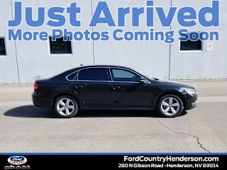 2014 Volkswagen Passat 2.5L SE PZEV 1VWBP7A33EC002317 2014 Volkswagen Passat 2.5L SE PZEV