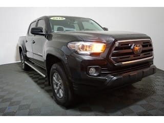 2018 Toyota Tacoma SR5 V6 3TMAZ5CN1JM070877 2018 Toyota Tacoma SR5 V6