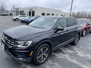 2018 Volkswagen Tiguan 2.0T SEL 4Motion 3VV2B7AX8JM067498 2018 Volkswagen Tiguan 2.0T SEL 4Motion