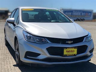 2017 Chevrolet Cruze LS Auto 1G1BC5SM5H7157967 2017 Chevrolet Cruze LS Auto
