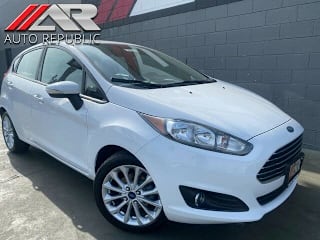 2014 Ford Fiesta SE 3FADP4EJ4EM174542 2014 Ford Fiesta SE