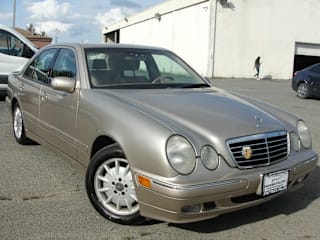2000 Mercedes-Benz E-Class E 320 WDBJF65J1YB141827 2000 Mercedes-Benz E-Class E 320