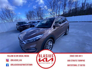 2017 Hyundai Tucson KM8J3CA42HU552839 2017 Hyundai Tucson