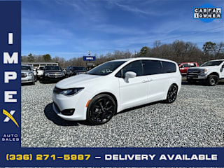 2020 Chrysler Pacifica Limited 2C4RC1GG2LR229295 2020 Chrysler Pacifica Limited