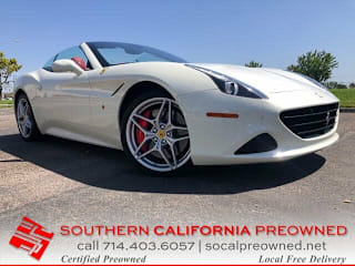 2017 Ferrari California T Base ZFF77XJA8H0227234 2017 Ferrari California T Base