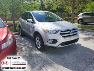2017 Ford Escape SE 1FMCU0G97HUC52348 2017 Ford Escape SE