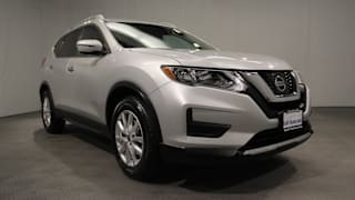 2017 Nissan Rogue SV KNMAT2MT1HP586948 2017 Nissan Rogue SV