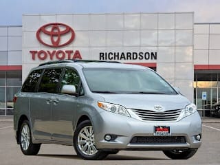 2017 Toyota Sienna XLE 7-Passenger 5TDDZ3DC4HS152322 2017 Toyota Sienna XLE 7-Passenger