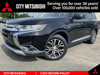 2018 Mitsubishi Outlander ES JA4AD2A36JZ001058 2018 Mitsubishi Outlander ES
