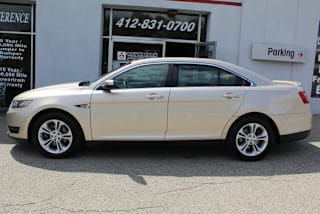 2017 Ford Taurus SEL 1FAHP2E85HG137193 2017 Ford Taurus SEL