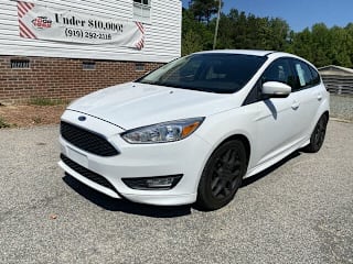 2015 Ford Focus SE 1FADP3K25FL285384 2015 Ford Focus SE