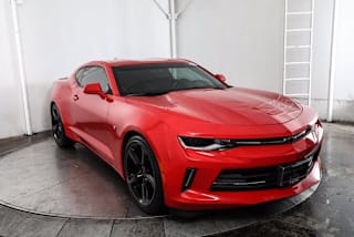 2018 Chevrolet Camaro LT 1G1FB1RS0J0142339 2018 Chevrolet Camaro LT
