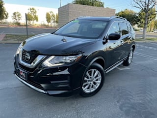 2019 Nissan Rogue S KNMAT2MT2KP512560 2019 Nissan Rogue S