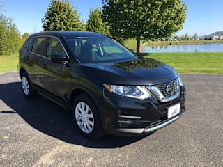2018 Nissan Rogue S 5N1AT2MV8JC759309 2018 Nissan Rogue S
