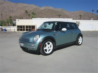 2002 MINI Cooper Base WMWRC33482TE13249 2002 MINI Cooper Base