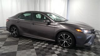 2018 Toyota Camry SE 4T1B11HK9JU125490 2018 Toyota Camry SE