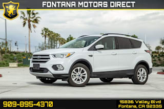 2017 Ford Escape SE 1FMCU9G90HUE38124 2017 Ford Escape SE
