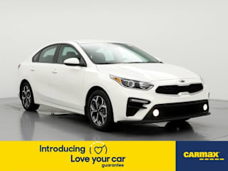 2019 Kia Forte LXS 3KPF24AD4KE136848 2019 Kia Forte LXS